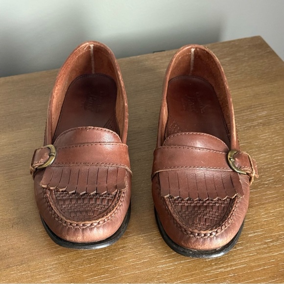 Bass Shoes - Bass Brown Leather Loafers with Fringe Detail Size 9M